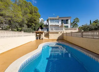 Country house for sale with pool and 3,525 m2 of land — photo 9