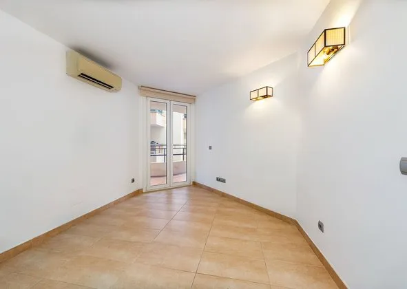 Flat / apartment in Avenida Joan Miró, 36, El Terreno, Palma de Mallorca — photo 1