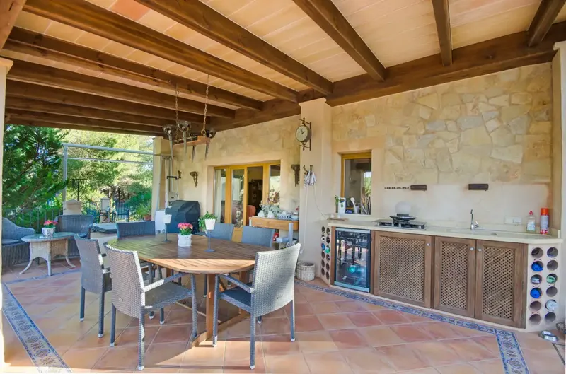 Buy a finca in Son Macià: a dream property with jacuzzi, sea views and independent living unit in Mallorca. — photo 3