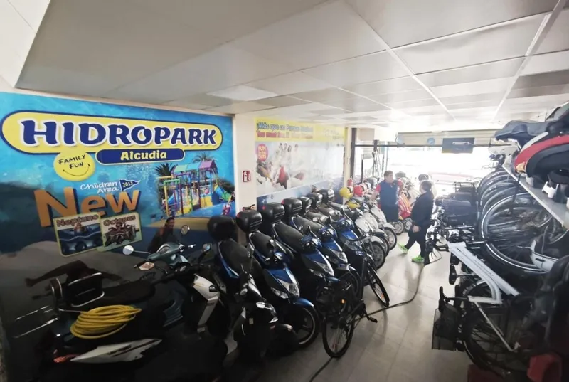 Commercial premises in Puerto de Alcudia — photo 4