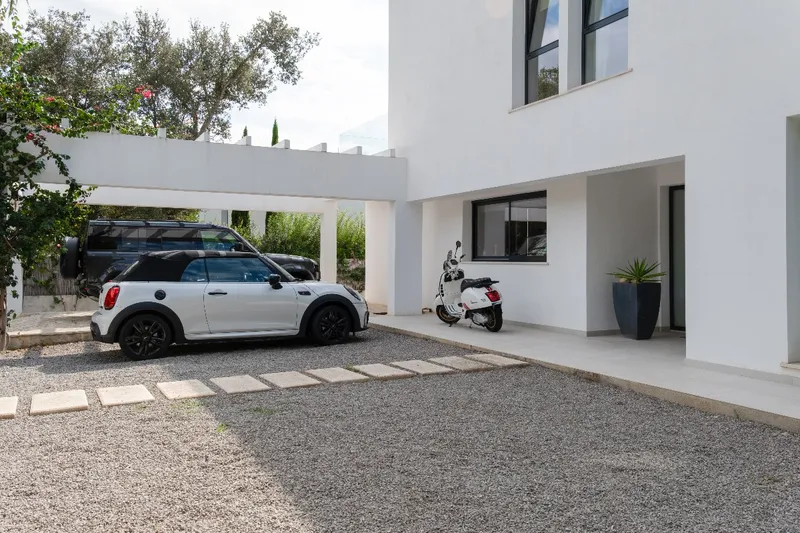 Modern recently built villa located in the residential area of Crestatx near Pollensa — photo 11