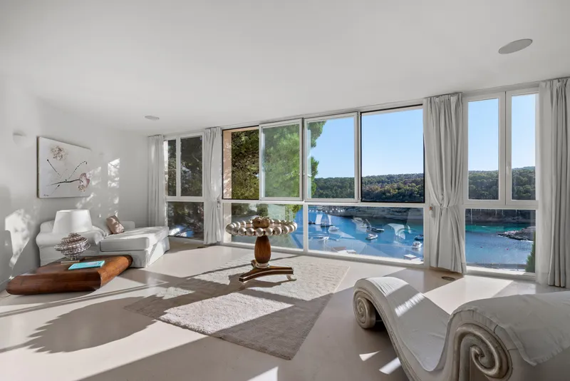 Exclusive villa in a stunning location with ocean access in Sol de Mallorca — photo 6