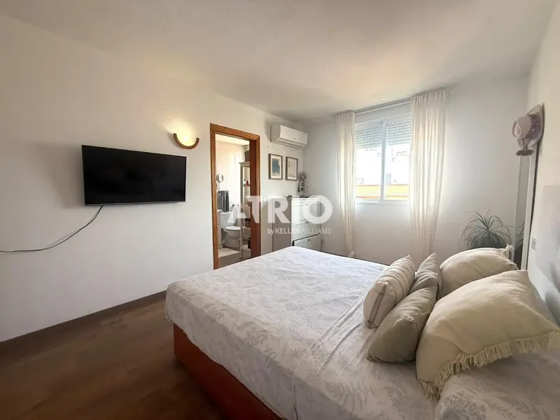 Spectacular flat for rent with pool and 2 parking spaces in San Agustín — photo 11