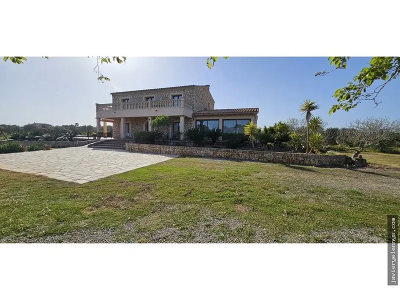 Rental of independent house or chalet in Ronda del Matí — photo 12