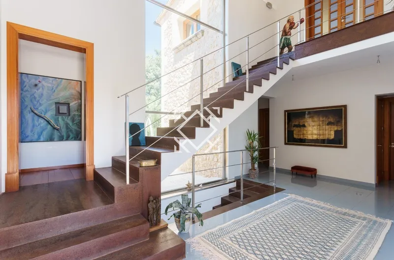 Magnificent villa for sale close to the golf course in Pollensa, north of Mallorca — photo 6