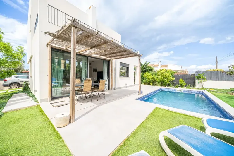 Independent chalet from 2019, bright with pool, garden, parking in Son Ferrer, Calvià — photo 6