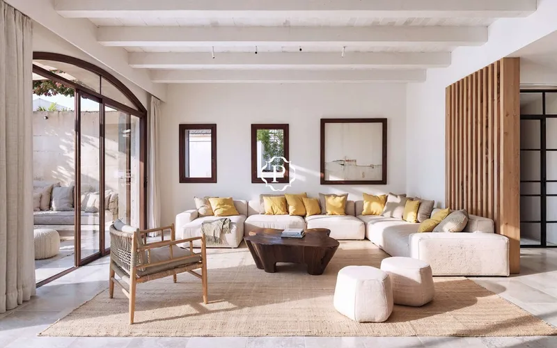 Townhouse for sale in Ses Salines with guest house and large garden — photo 3
