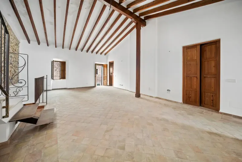 Beautiful renovated house in Biniamar with interior tourist license, allowing short-term and per-room rental, with 302 — photo 2
