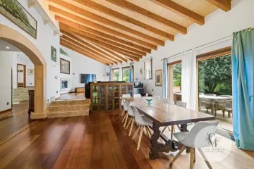 Impressive Luxury Villa with ETV License: An Exclusive Retreat in Crestatx — photo 7