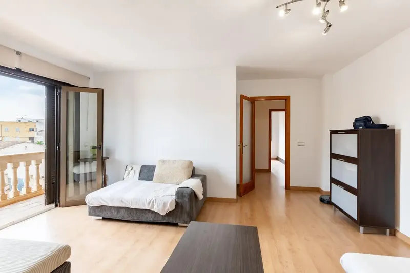 Spacious and bright flat of 107 m2 built in Binissalem — photo 3