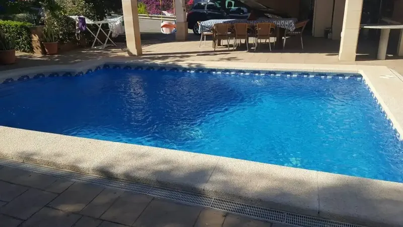 Marvelous detached house in Santa Ponsa, has 1050 m2 of plot, 300 m2 of living space, 100 m2 of terrace, 6 bedrooms, 4 bathrooms (1 — photo 12