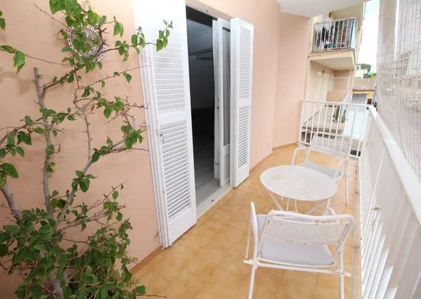 Flat / apartment in Ses Cadenes-Arenal, Palma de Mallorca — photo 1
