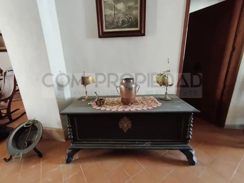 Village house with a cadastral age of 1840. It is a traditional Mallorcan house, in need of renovation, which — photo 6