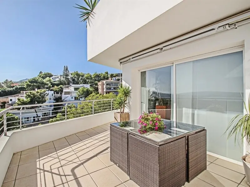 Modern villa with pool and sea views in the sought after Costa d'en Blanes — photo 6