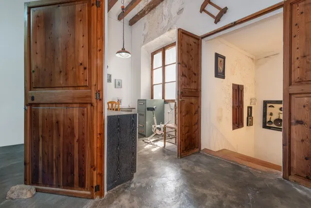 Town house with patio to refurbish for sale in the old town of Pollensa, North Mallorca — photo 6