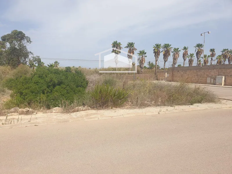 Urban plot of 516 m² in Ses Salines for 3 homes — photo 3