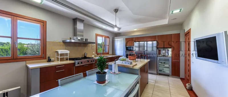 Mediterranean Villa near golf course in Santa Ponsa Mallorca — photo 9