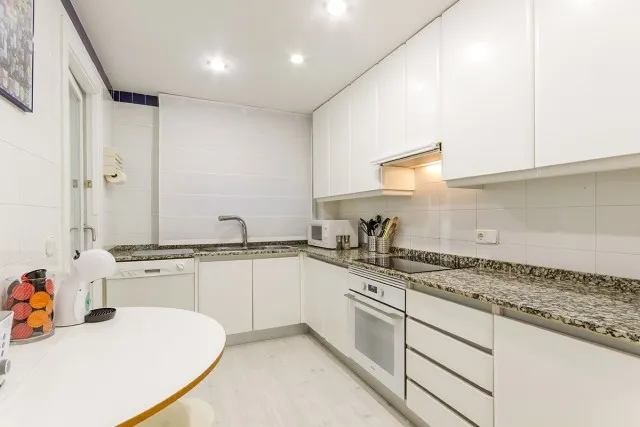 Beautiful apartment for sale on the seafront in Cala Nova - Sant Agusti, Palma, Mallorca — photo 5