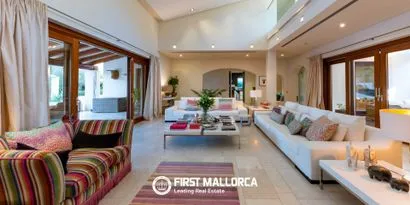 Luxury villa with golf views in Santa Ponsa — photo 11