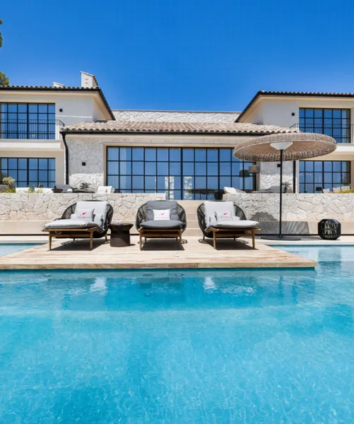 Exclusive villa with unbeatable sea views and large garden in old Bendinat — photo 2