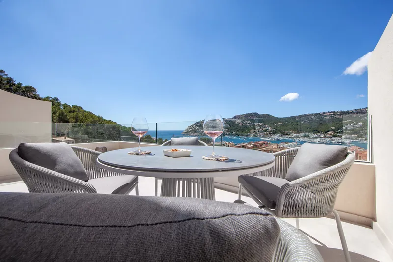 Townhouse in Port Andratx - Roof terrace with sea views — photo 1
