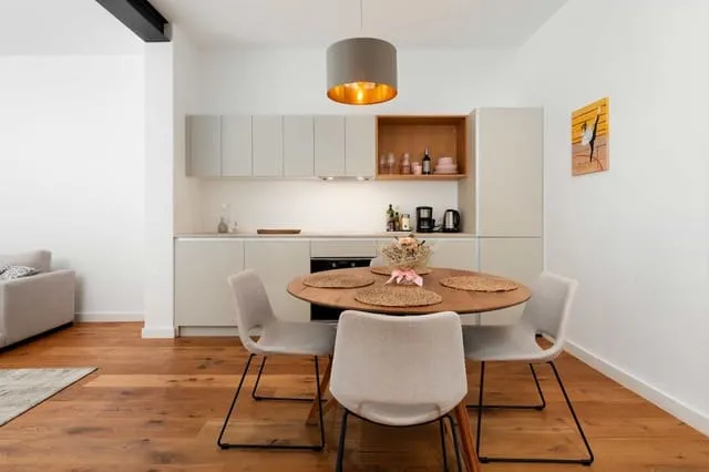 Flat for sale in Cort, Palma de Mallorca — photo 2