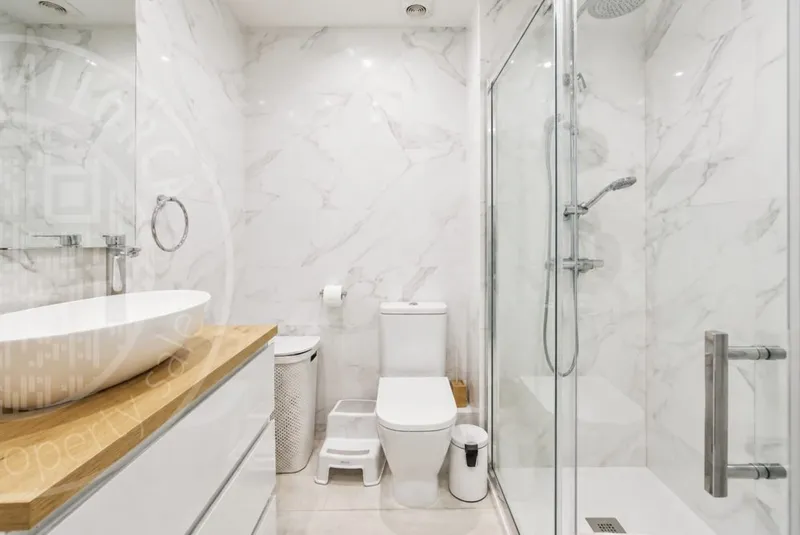 260804 – Modernised Apartment near the Beach — photo 10