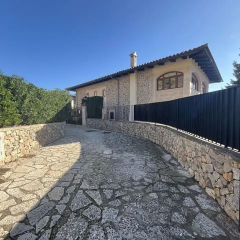 Villa for rent in Valldemosa — photo 1