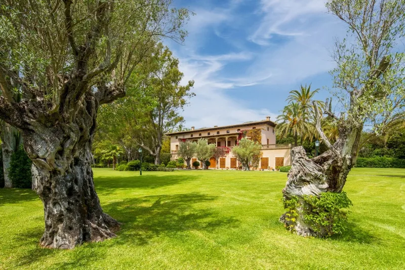 Country estate for sale in Pollensa — photo 1