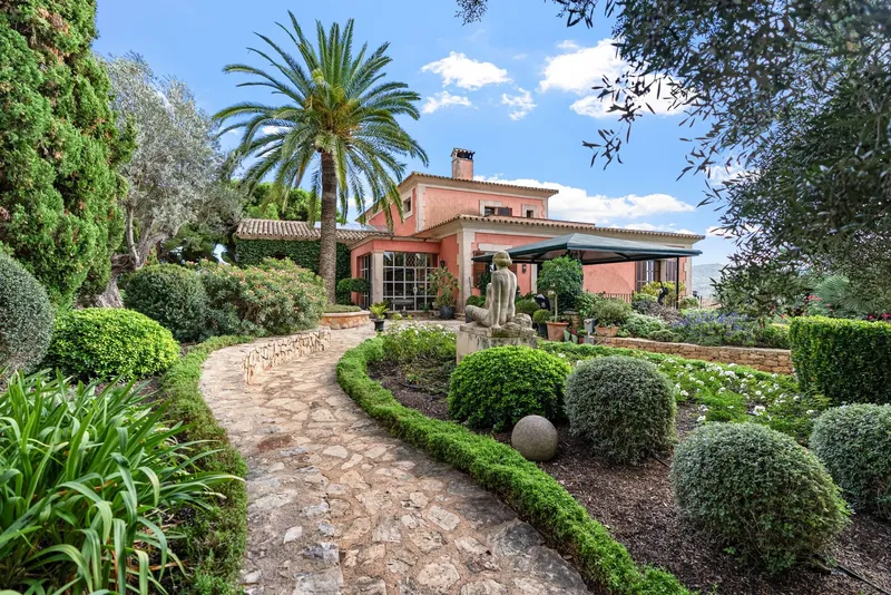 Representative property with panoramic and sea views in the southeast of the island — photo 6