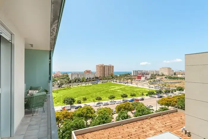 Piso de 2 habitaciones en venta en Llevant, Polígon de Llevant — photo 3