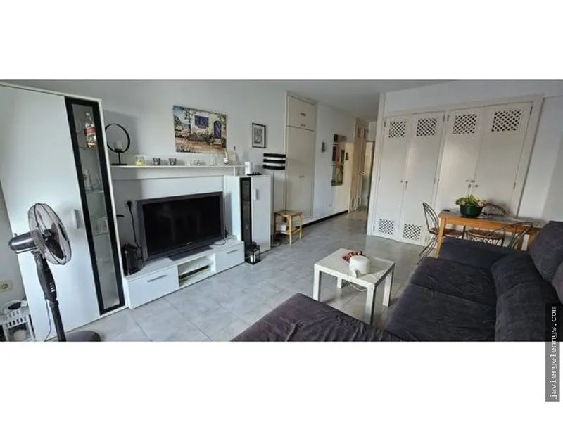 Flat for rent on Calle del Déntol — photo 5
