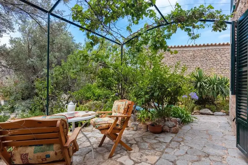 Family home with character and garden in Deià — photo 4