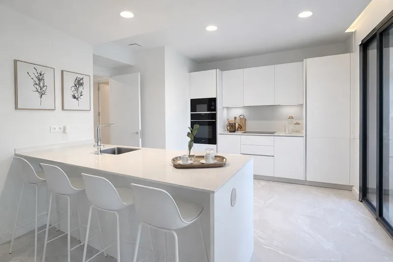 Modern townhouse with private pool and fully furnished in a new residential complex in Palma Mas — photo 8