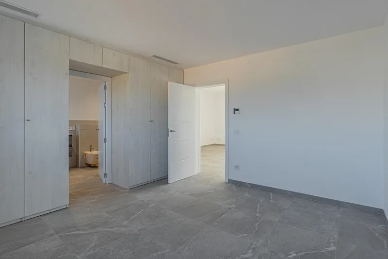 New construction villa — photo 8