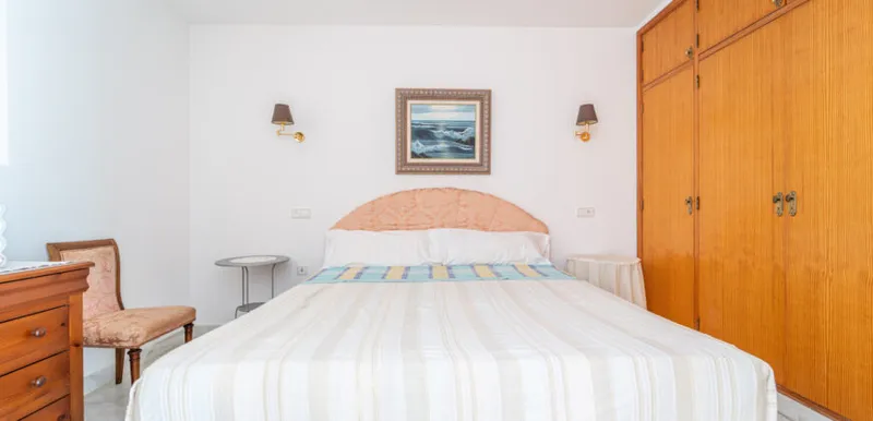Flat for rent in Ses Salines, furnished and with large terrace — photo 11