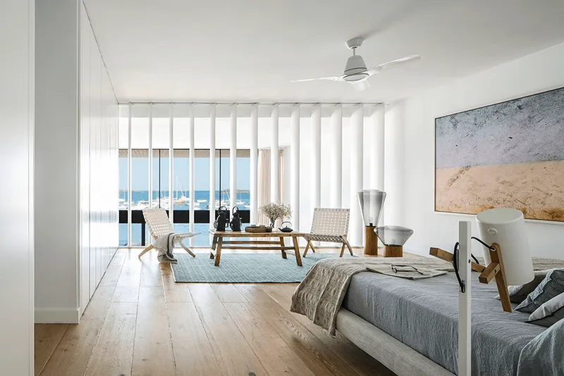 Seafront apartment in Colonia de Sant Jordi for rent — photo 4