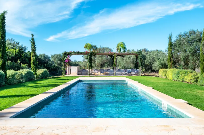 Beautiful finca with 5 bedrooms and pool near Es Trenc, Sa Ràpita — photo 7