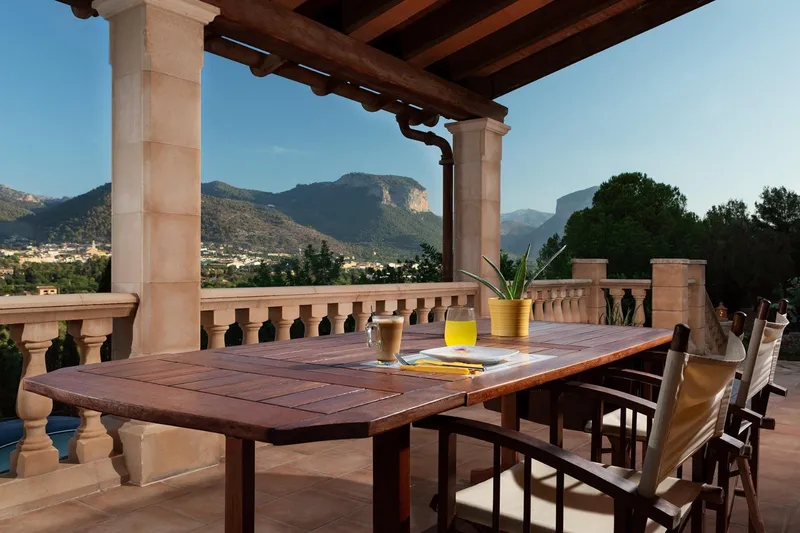 Exceptional Rustic House in Alaró with Views of the Sierra de Tramuntana — photo 1
