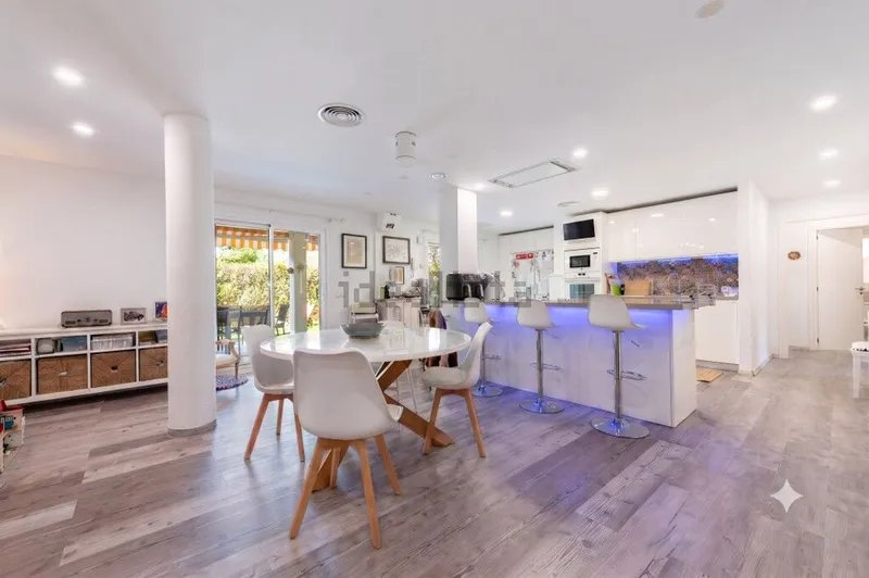 Flat / apartment in Port de Pollença, Pollença — photo 11