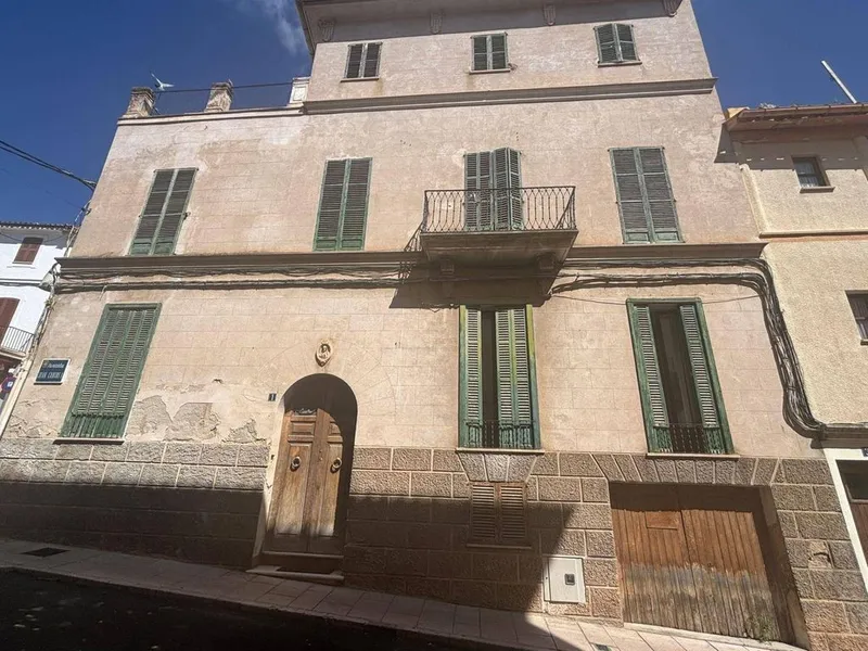 Semidetached House in Andratx, Province of Balearic Islands — photo 1