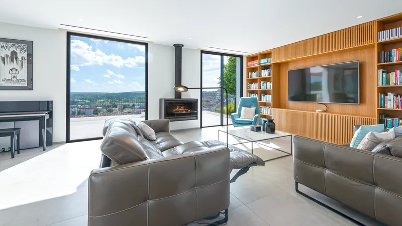 Modern villa with pool and sea views in a quiet area of Santa Ponsa — photo 3