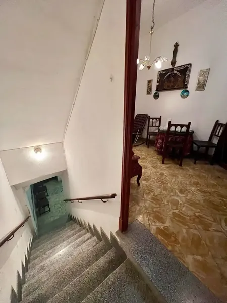 This magnificent property to renovate has two separate properties in the registry — photo 12