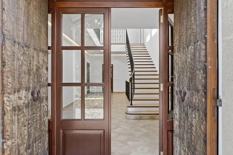 Stylish finca with large plot and panoramic views near Son Macià — photo 9