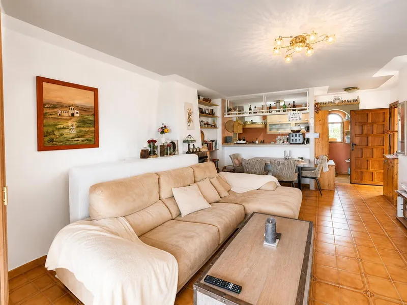 Exclusive townhouse on the first line of the sea with stunning views of Cabrera — photo 6