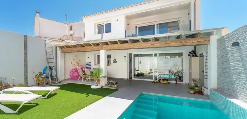 Village house with pool in Campos — 240 m², 5 bedrooms, two independent floors — photo 2