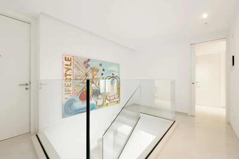 Long term rental: Exclusive duplex apartment in first sea line in Cala Mayor - Marcel Remus Real Estate — photo 12