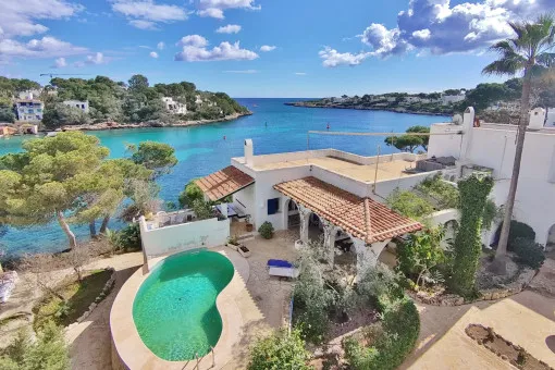 Cala d'Or, Unique property with direct sea access in Cala d'Or — photo 1