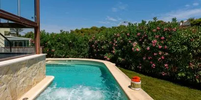 Real estate picture 0 Ref. No. 84017 — photo 10