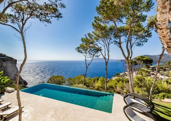 Detached house in Port d'Andratx, Andratx — photo 1